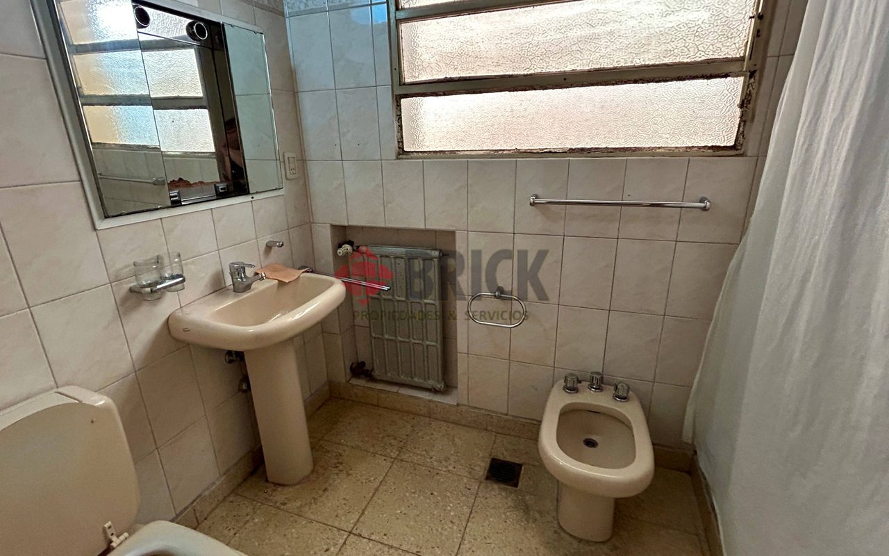 BUENOS AIRES al 5400 15