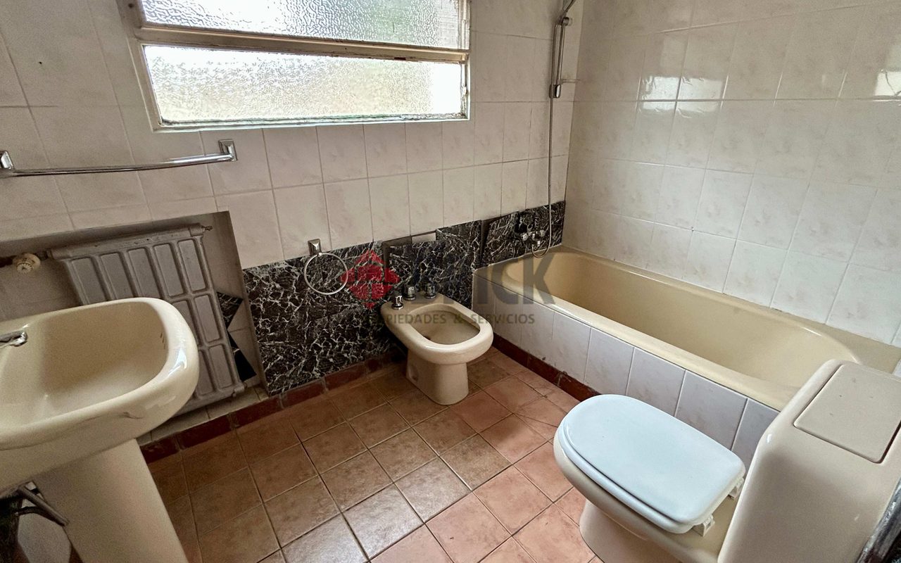 BUENOS AIRES al 5400 18