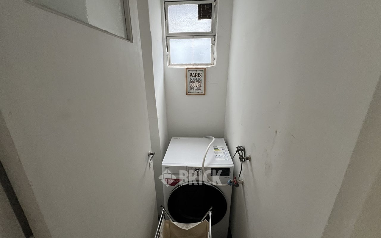 ALVAREZ, DONATO, T. GRAL. al 300 Piso 2 7