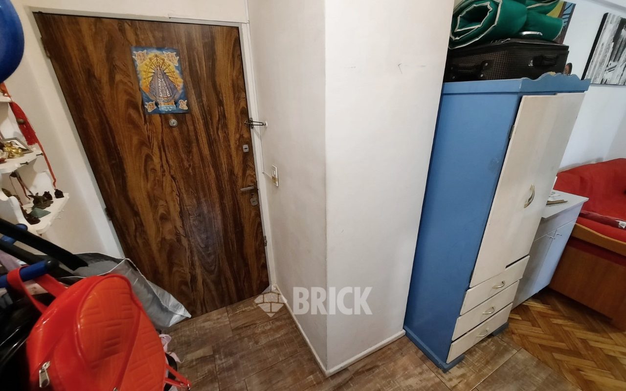 VELASCO, JUAN RAMIREZ DE al 1000 Piso 3 19