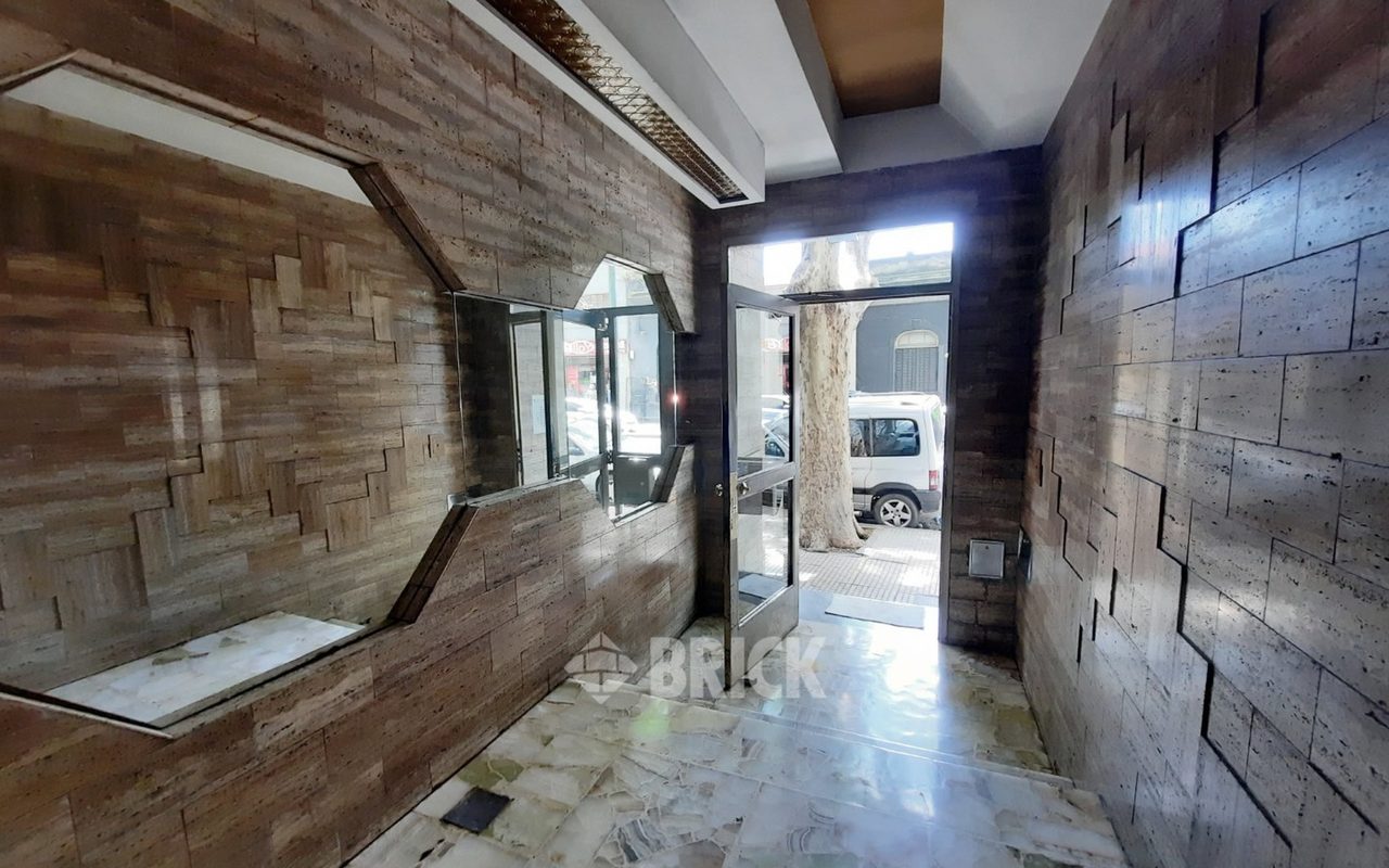 VELASCO, JUAN RAMIREZ DE al 1000 Piso 3 20