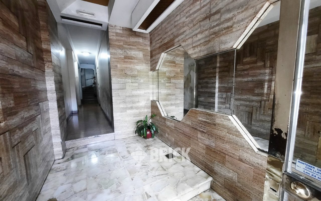 VELASCO, JUAN RAMIREZ DE al 1000 Piso 3 21