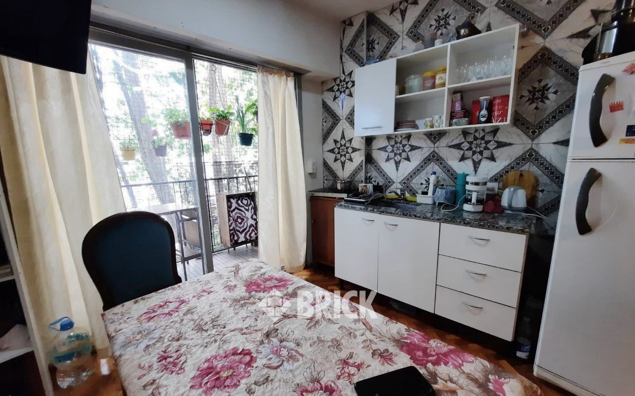 VELASCO, JUAN RAMIREZ DE al 1000 Piso 3 3