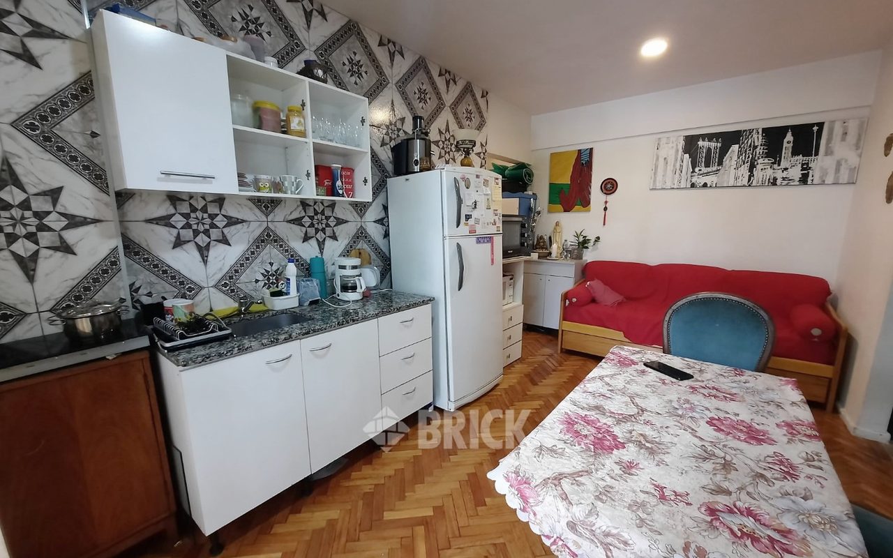 VELASCO, JUAN RAMIREZ DE al 1000 Piso 3 5