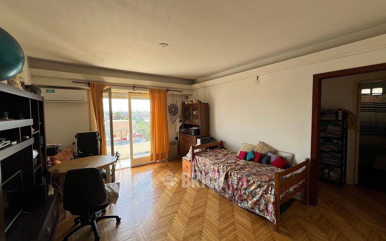 SAN MARTIN, AV. al 3500 Piso 5 1