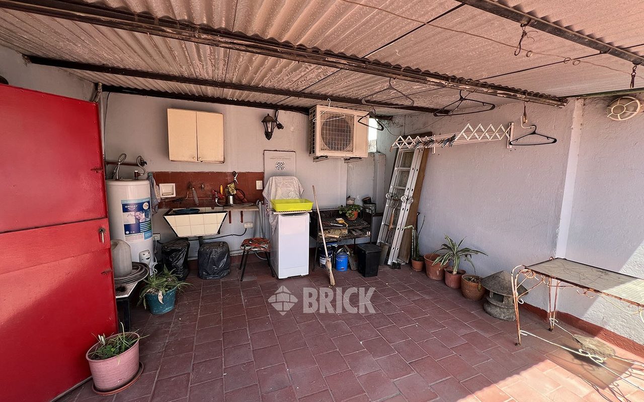 LOYOLA al 600 Piso 1 17