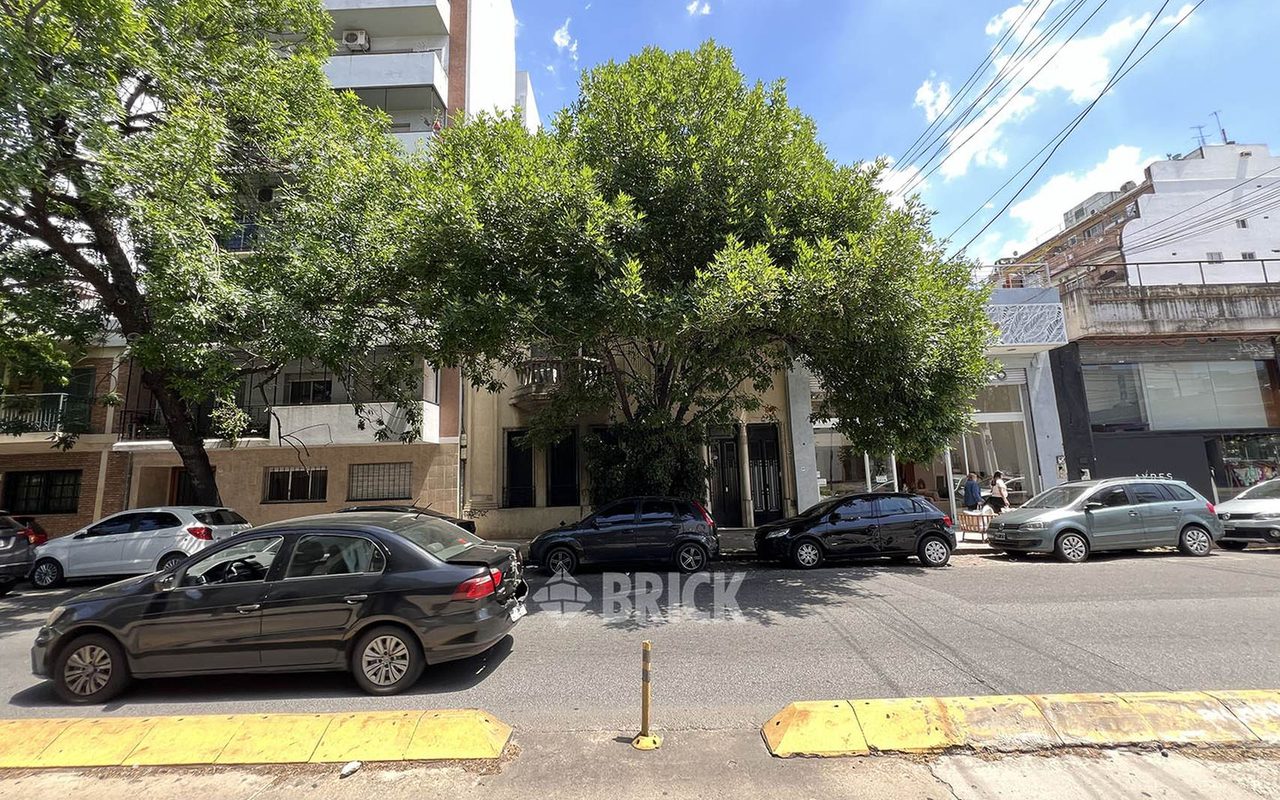 LOYOLA al 600 Piso 1 22