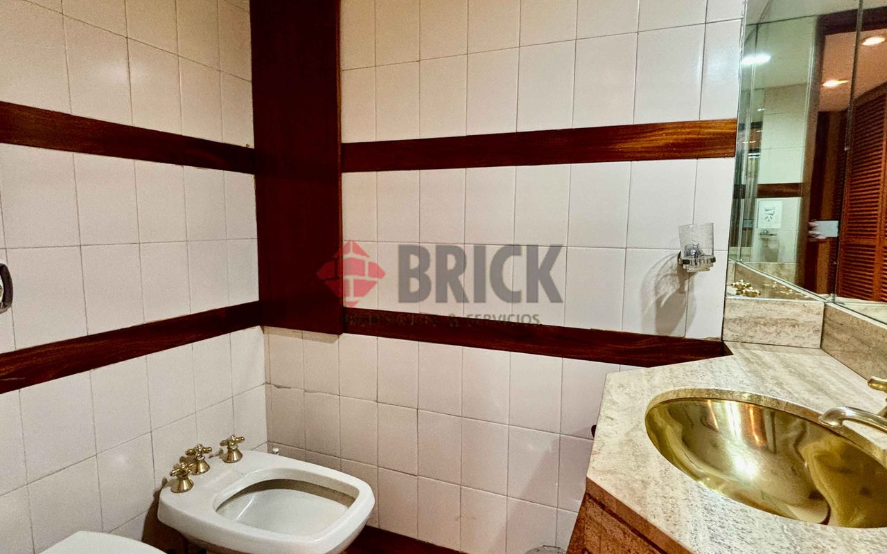 MONASTERIO al 700 17