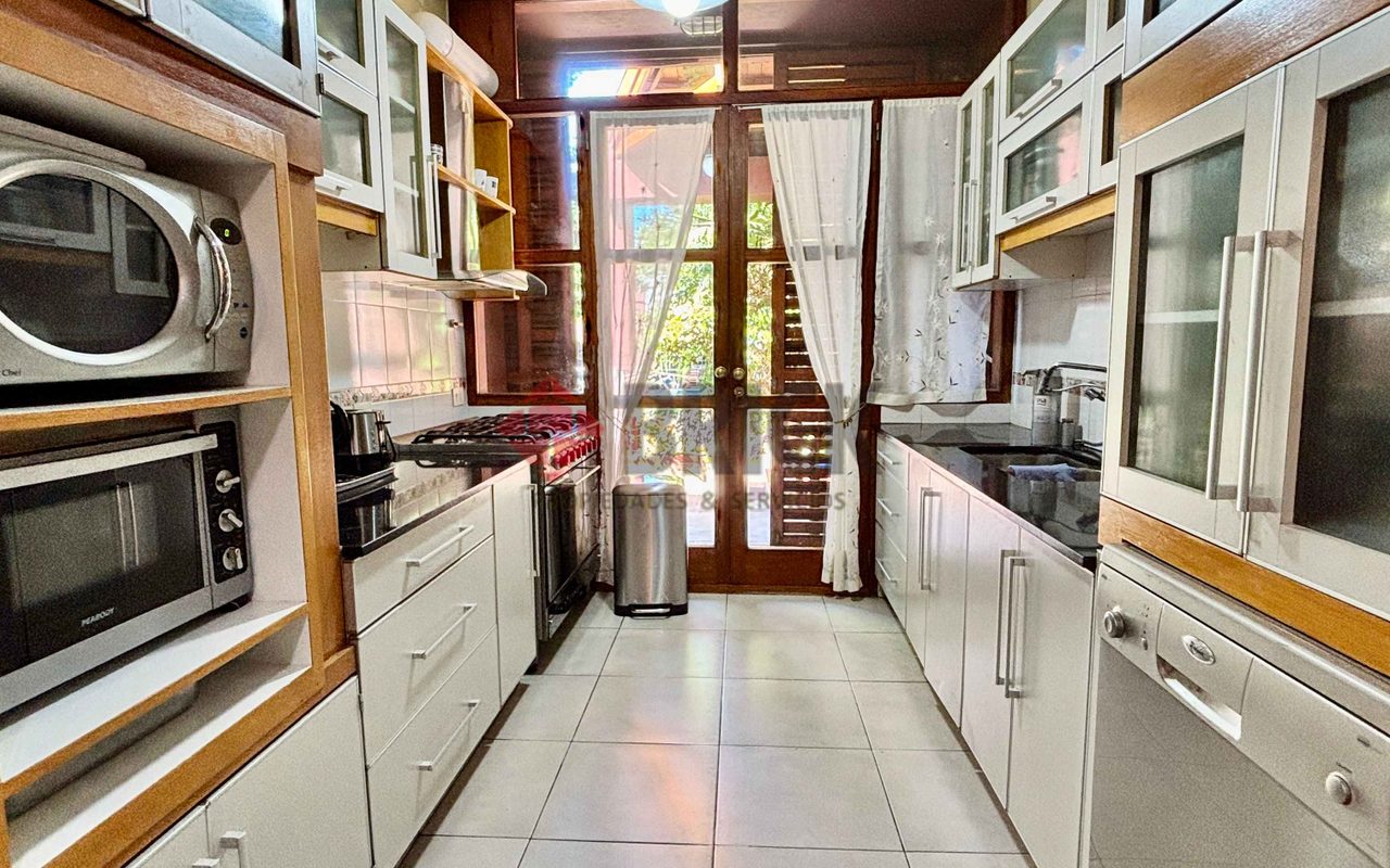 MONASTERIO al 700 11