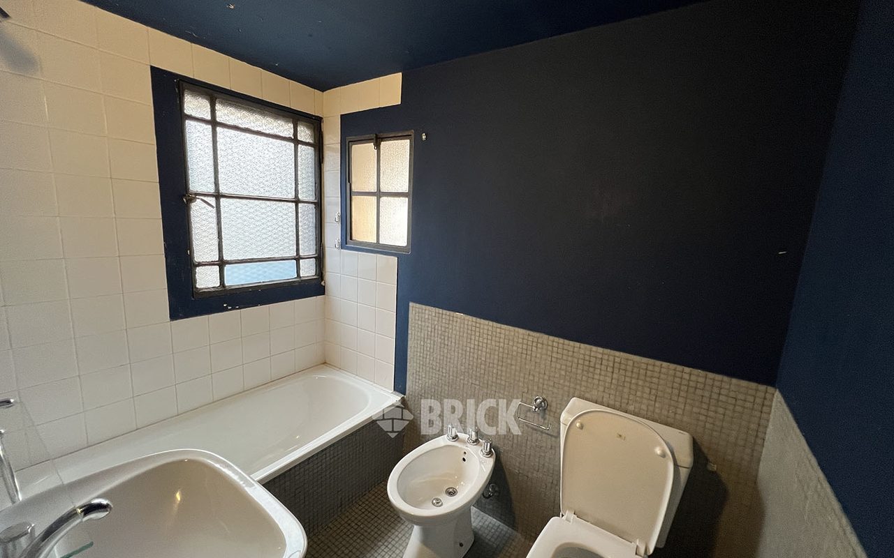 DIRECTORIO, AV. al 700 Piso PB 15