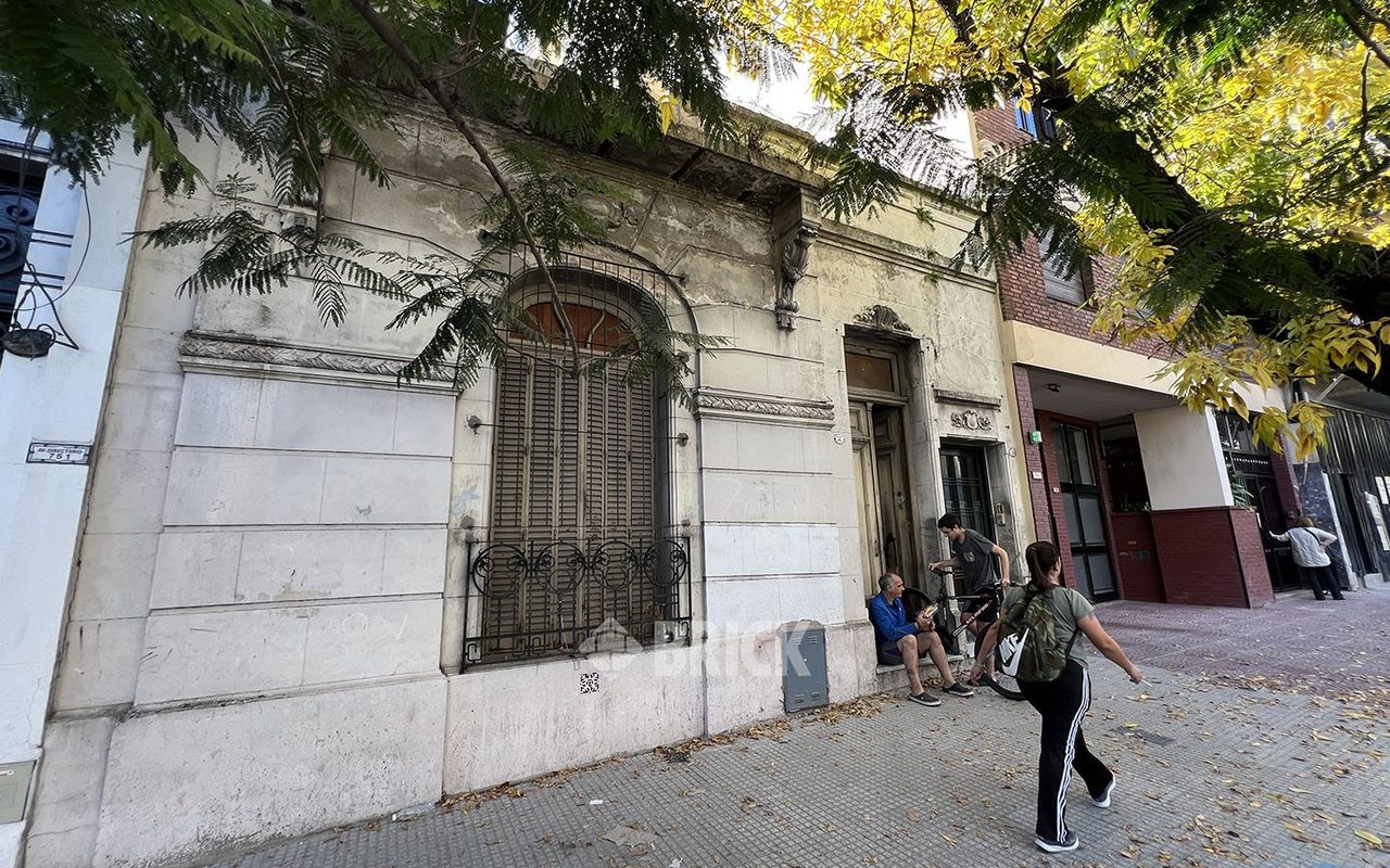 DIRECTORIO, AV. al 700 Piso PB 20