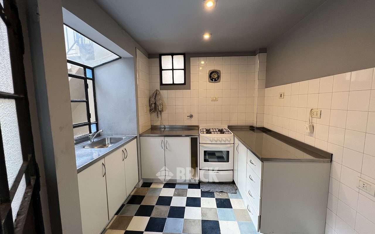 DIRECTORIO, AV. al 700 Piso PB 8