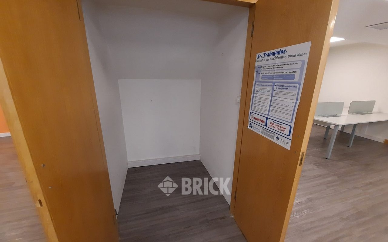 CORRIENTES, AV. al 1300 Piso 2 14