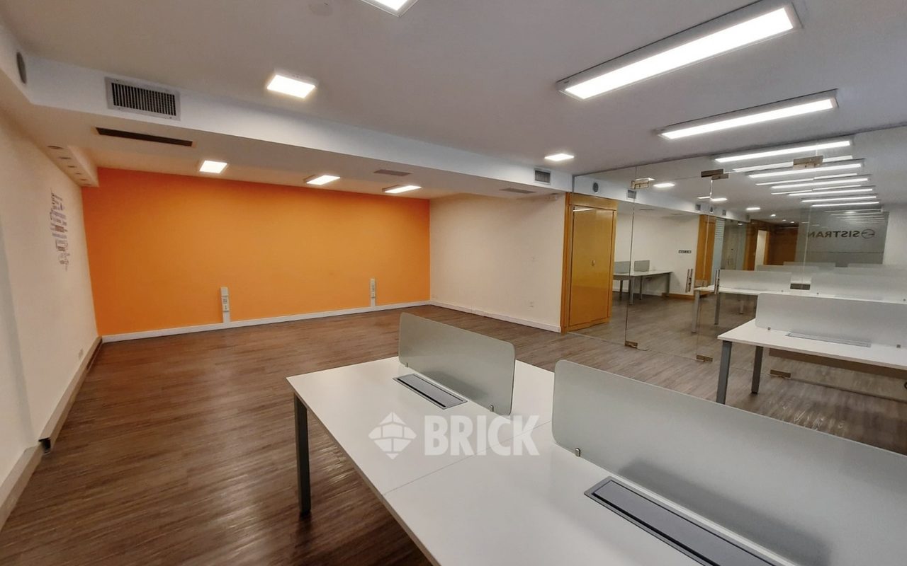 CORRIENTES, AV. al 1300 Piso 2 18