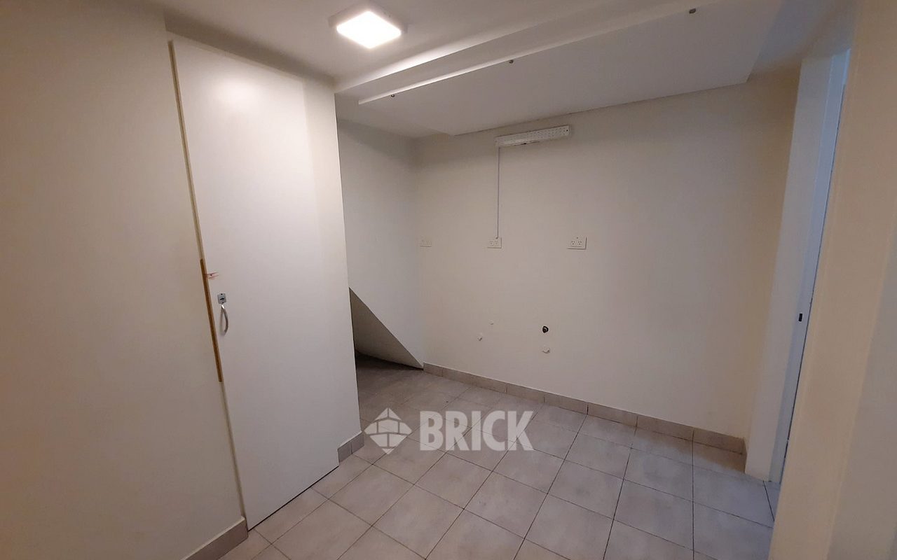 CORRIENTES, AV. al 1300 Piso 2 19