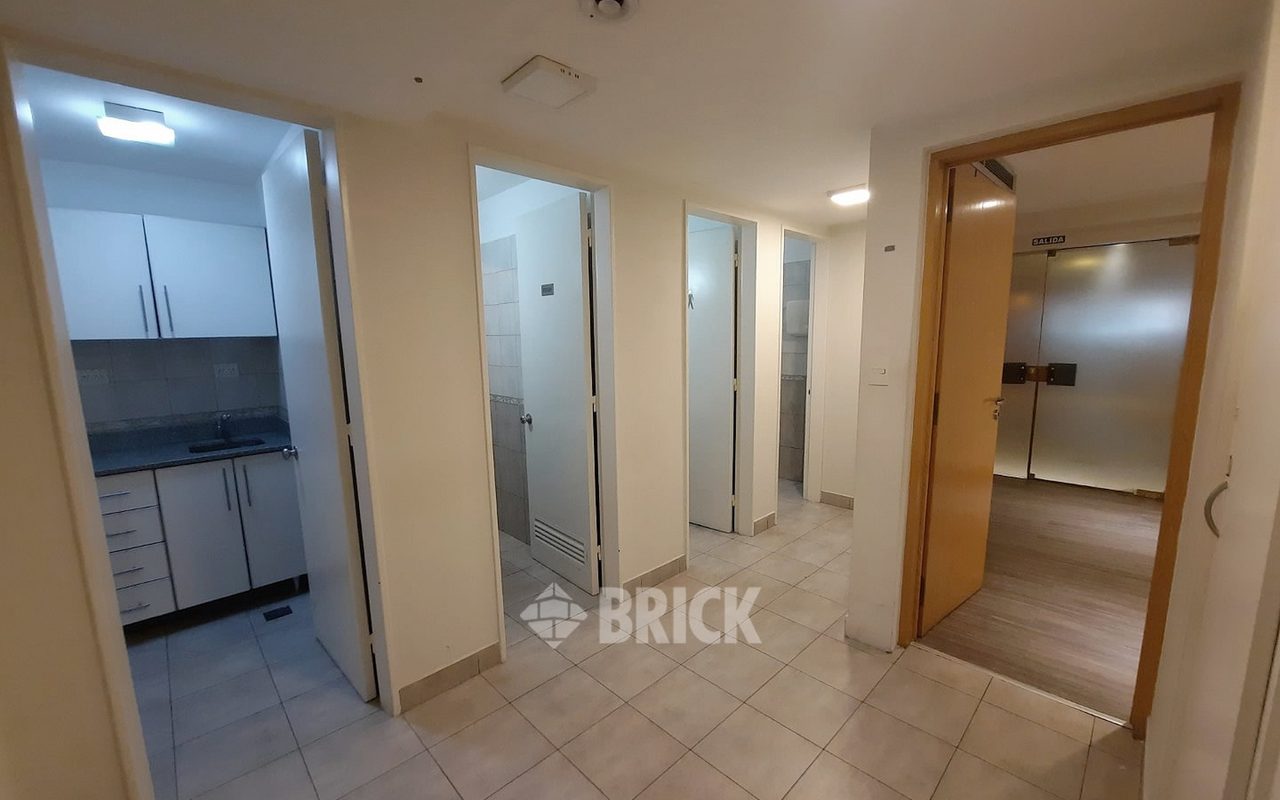 CORRIENTES, AV. al 1300 Piso 2 21