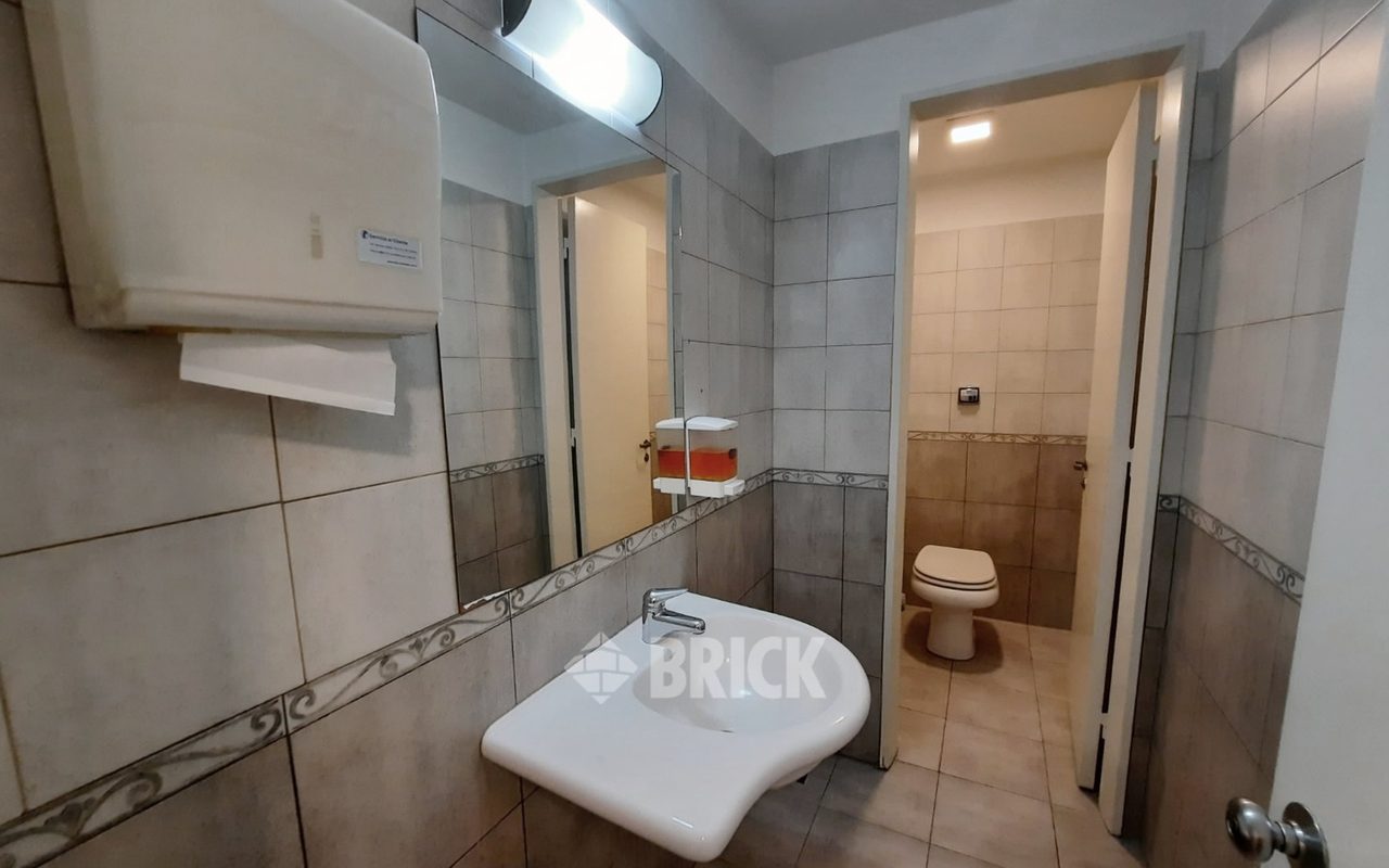 CORRIENTES, AV. al 1300 Piso 2 25