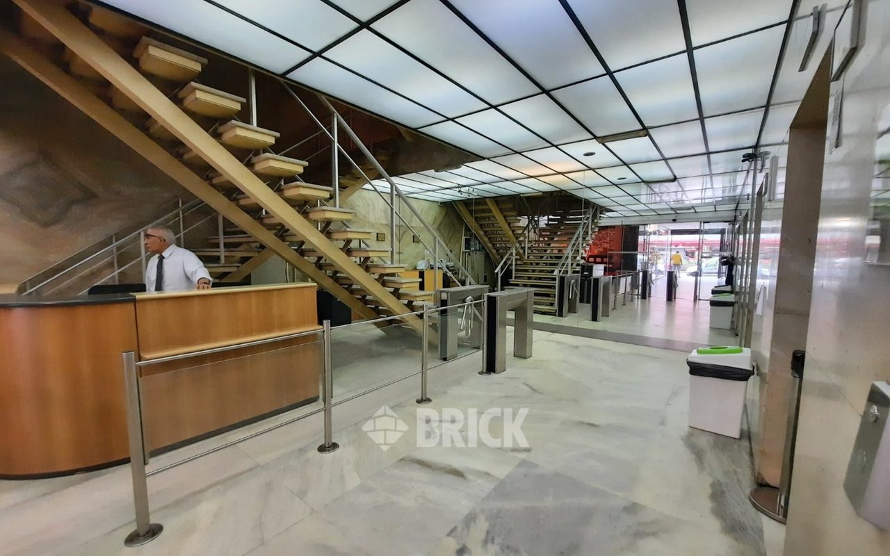 CORRIENTES, AV. al 1300 Piso 2 33