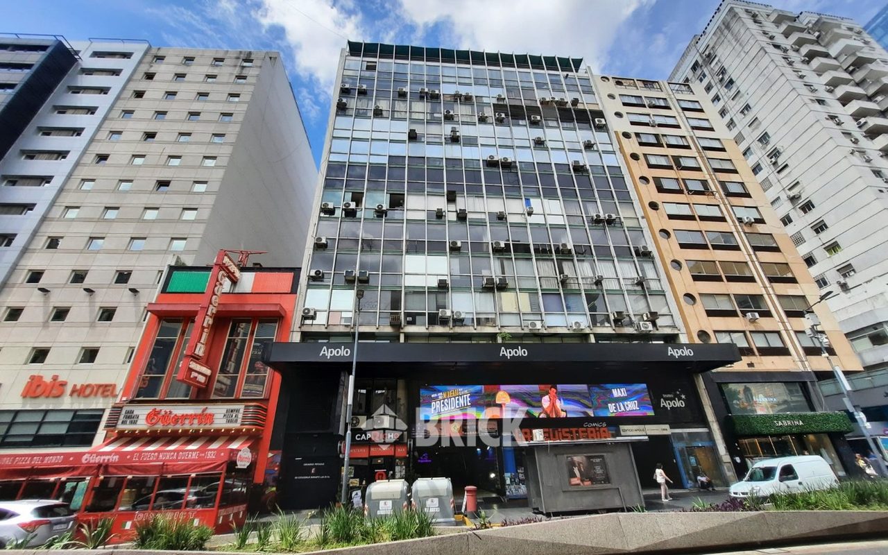 CORRIENTES, AV. al 1300 Piso 2 37