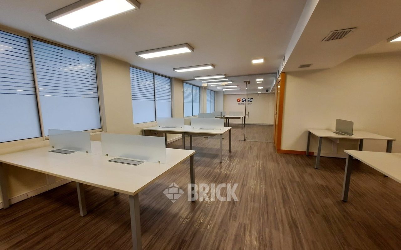 CORRIENTES, AV. al 1300 Piso 2 9