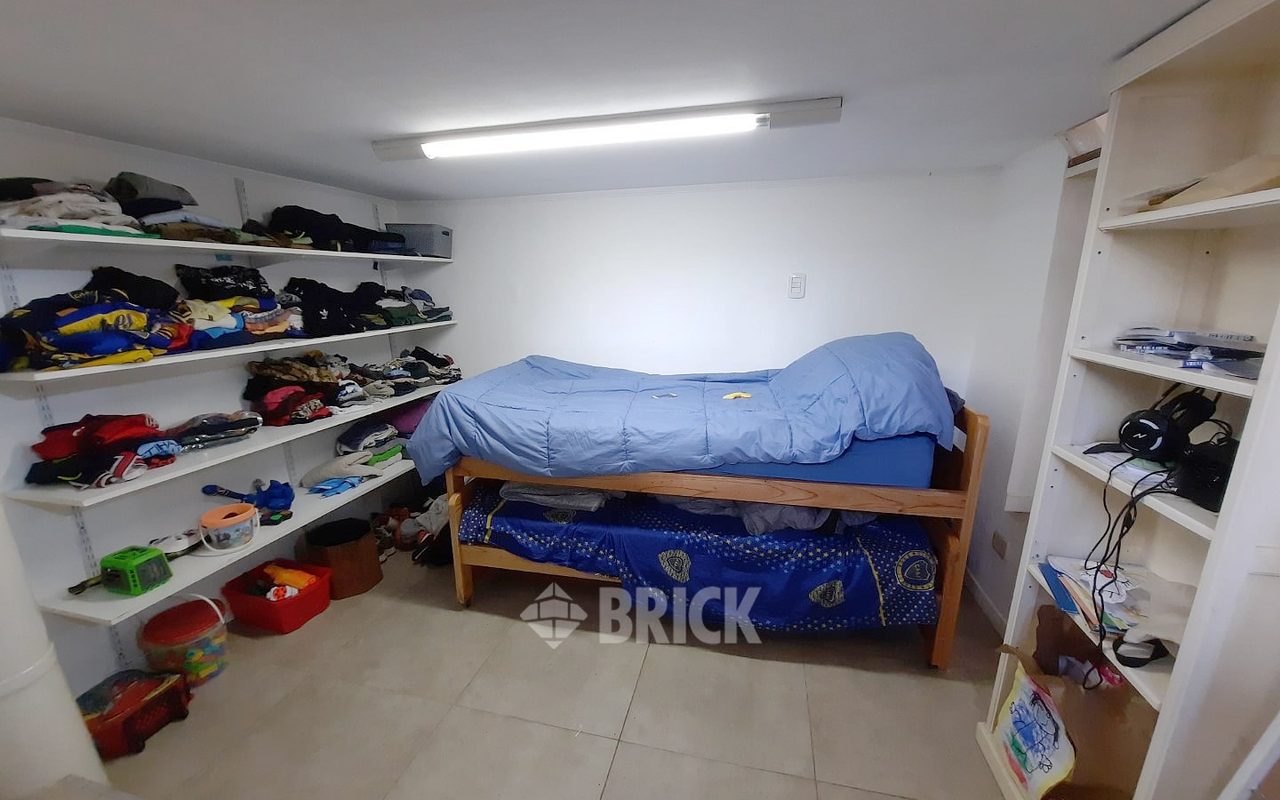 CIUDAD DE LA PAZ al 1900 Piso PB 11