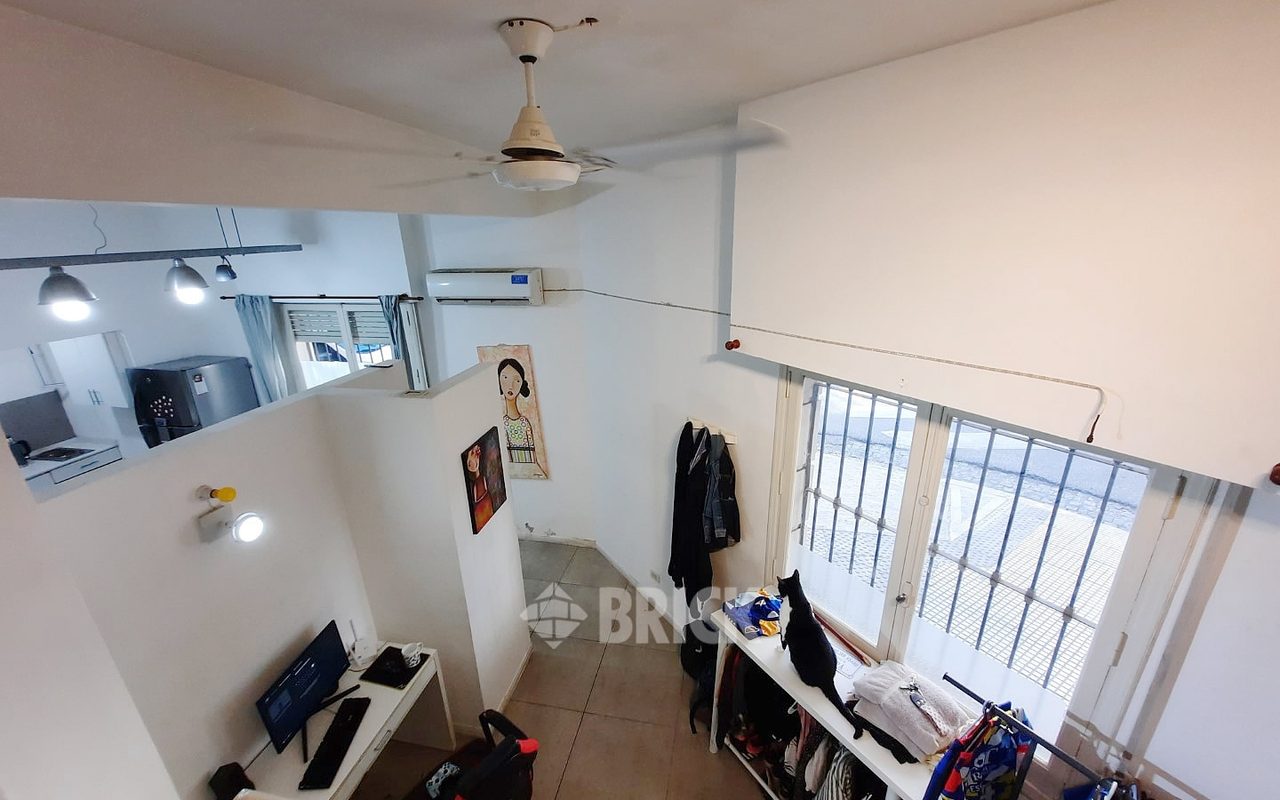 CIUDAD DE LA PAZ al 1900 Piso PB 18