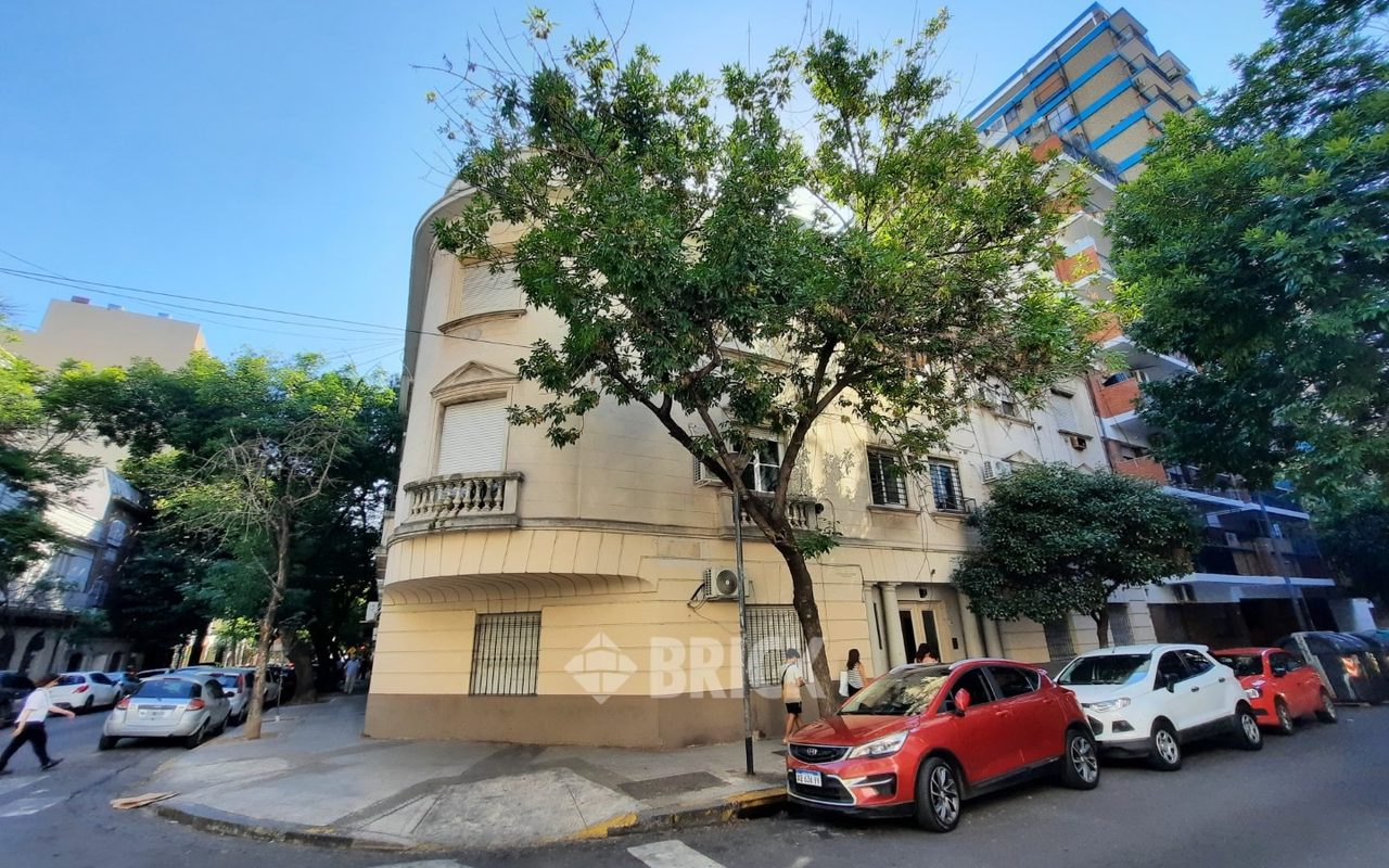 CIUDAD DE LA PAZ al 1900 Piso PB 25