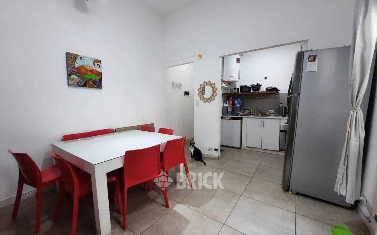 CIUDAD DE LA PAZ al 1900 Piso PB 4