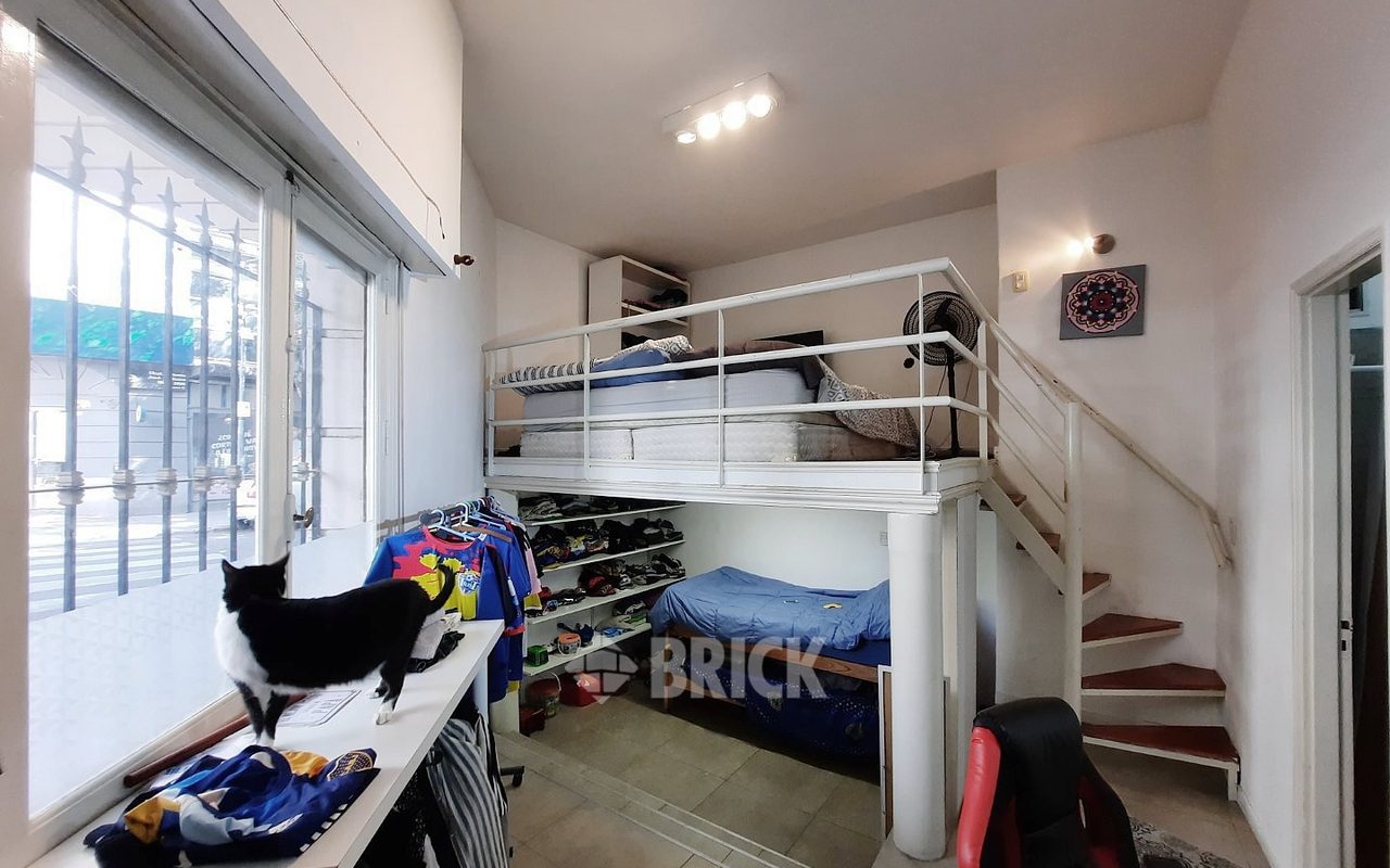 CIUDAD DE LA PAZ al 1900 Piso PB 7