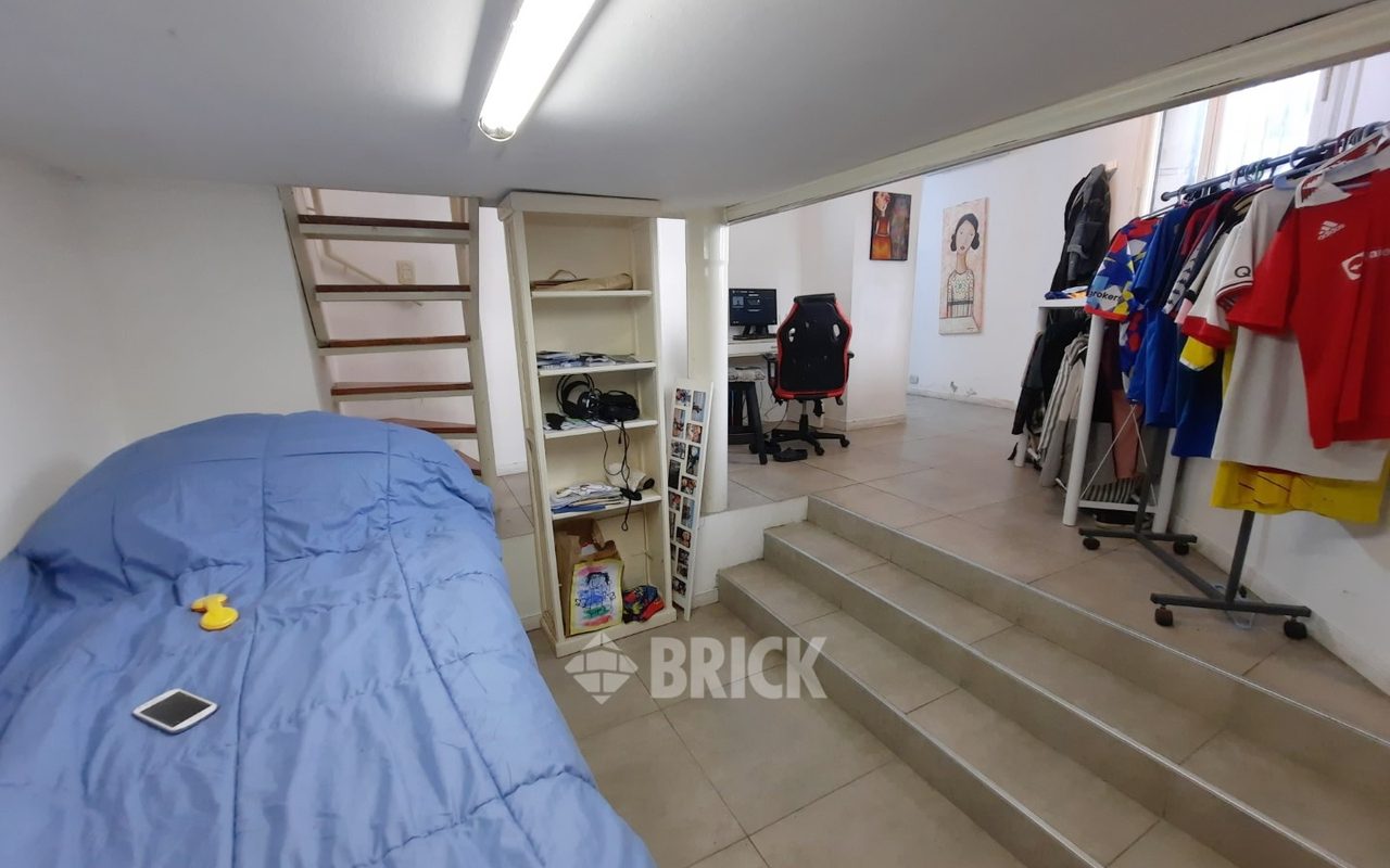 CIUDAD DE LA PAZ al 1900 Piso PB 9