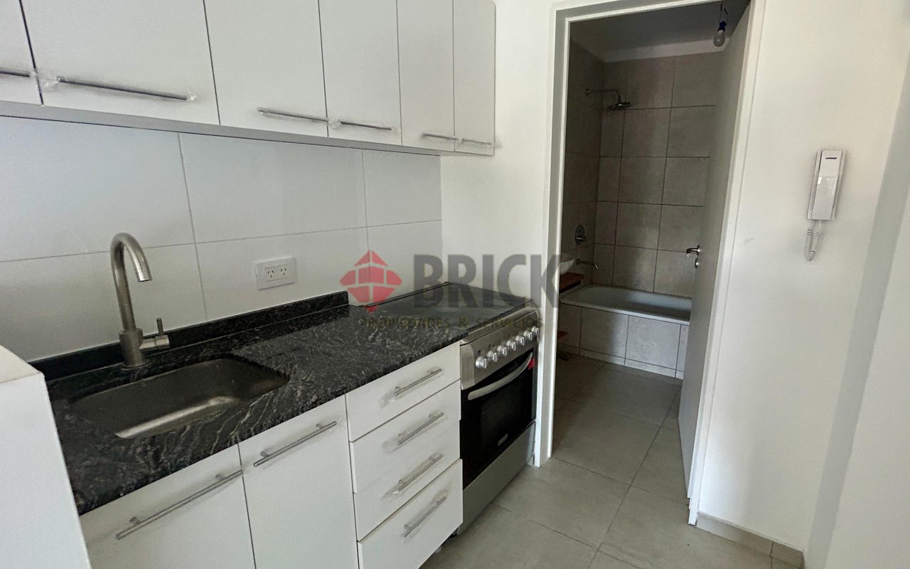 CESAR MALNATTI al 1900 Piso 1 3