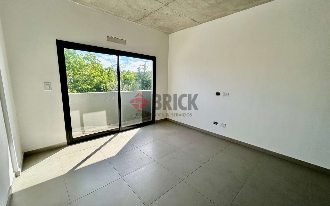 CESAR MALNATTI al 1900 Piso 2 3