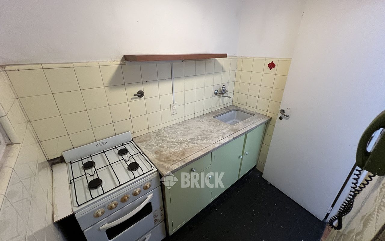 LAS HERAS, AV. al 3000 Piso 7 12