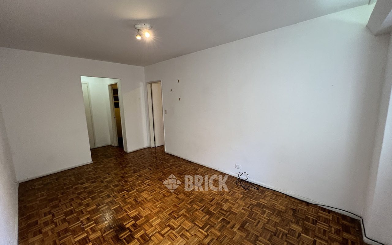 LAS HERAS, AV. al 3000 Piso 7 3