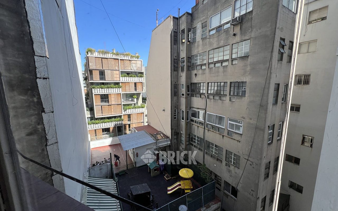 LAS HERAS, AV. al 3000 Piso 7 4