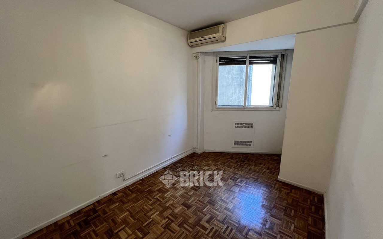 LAS HERAS, AV. al 3000 Piso 7 5