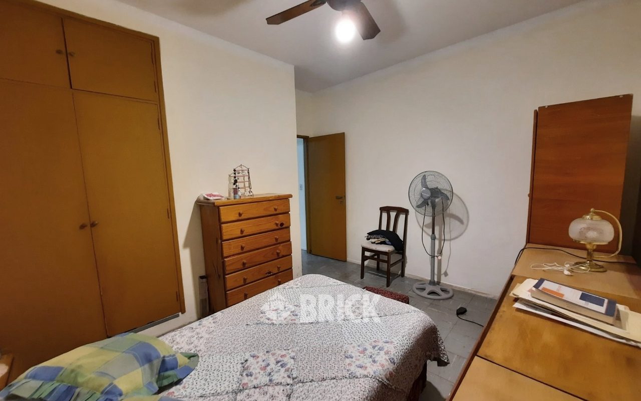 MORELOS al 300 Piso PB 12