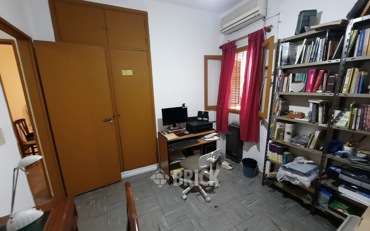 MORELOS al 300 Piso PB 16