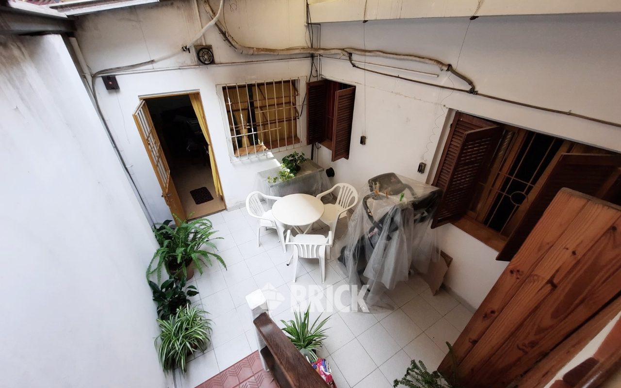 MORELOS al 300 Piso PB 17