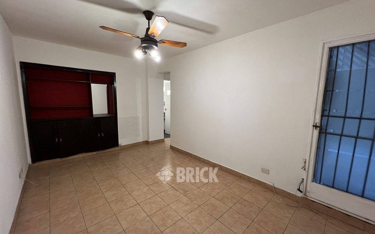 DOBLAS al 200 Piso 1 1