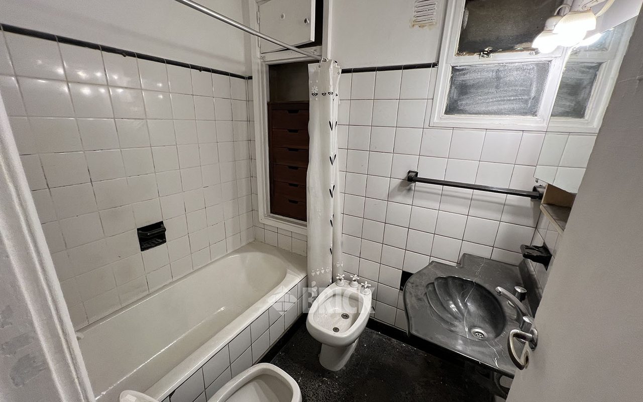 DOBLAS al 200 Piso 1 6