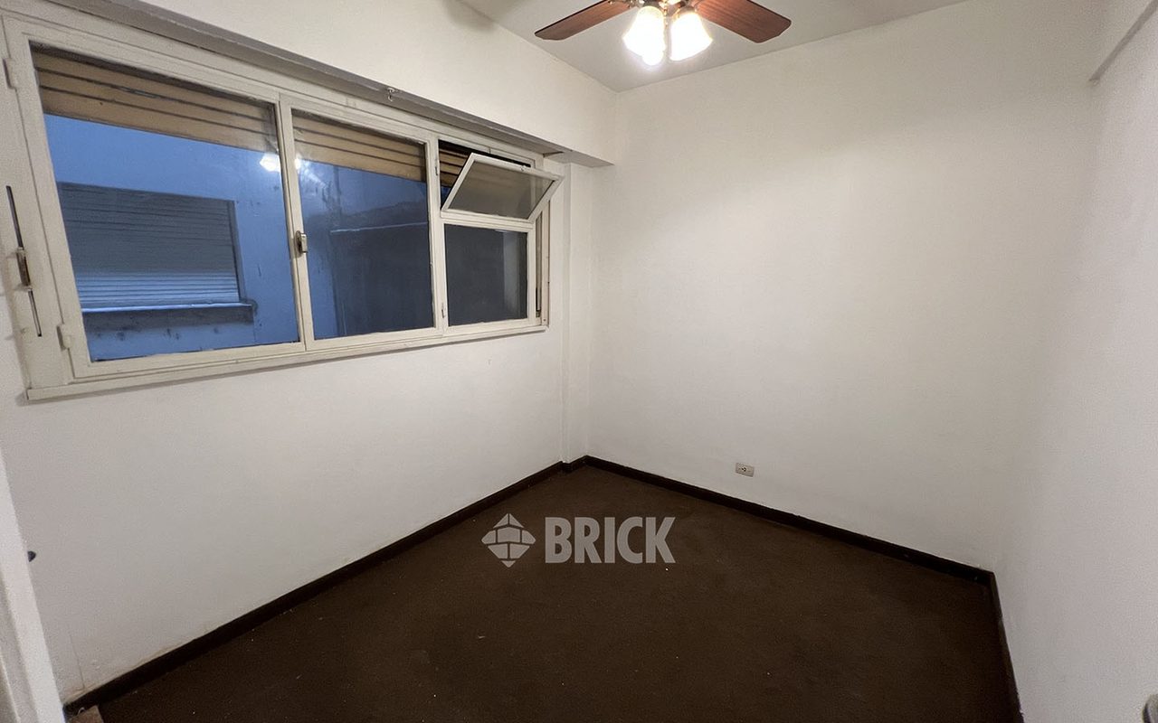 DOBLAS al 200 Piso 1 8