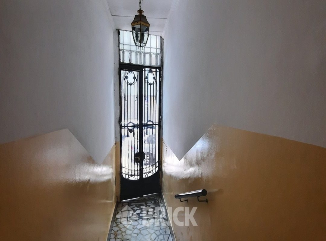 LAPRIDA al 1200 Piso PB 27