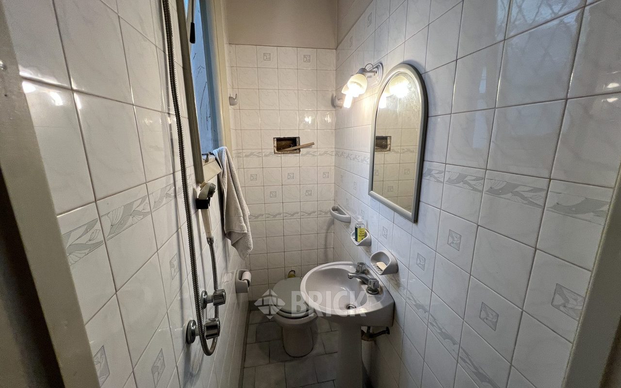 DOBLAS al 1500 Piso PB 4