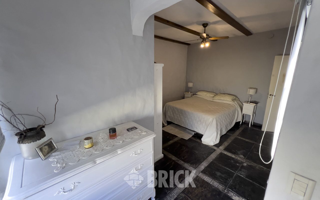 ARENGREEN al 1300 Piso PB 14