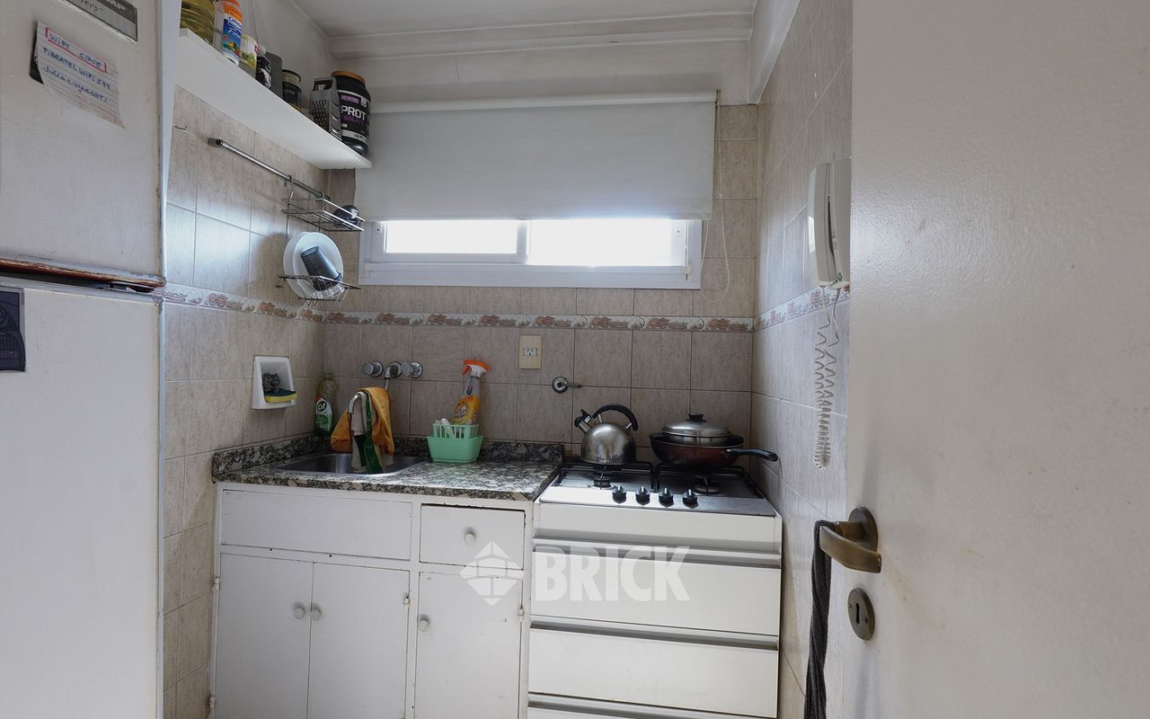 COLOMBRES al 400 Piso 6 7