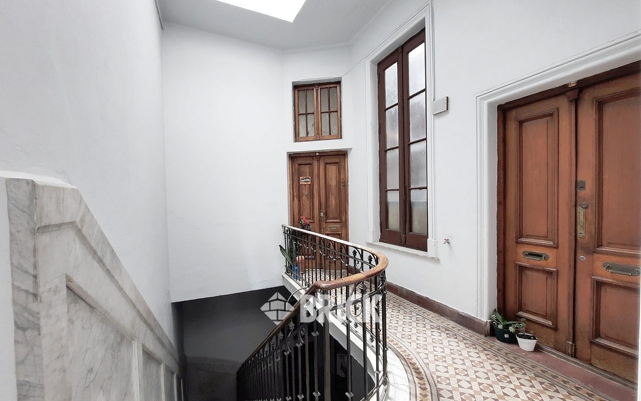 ENTRE RIOS, AV. al 600 Piso 2 24