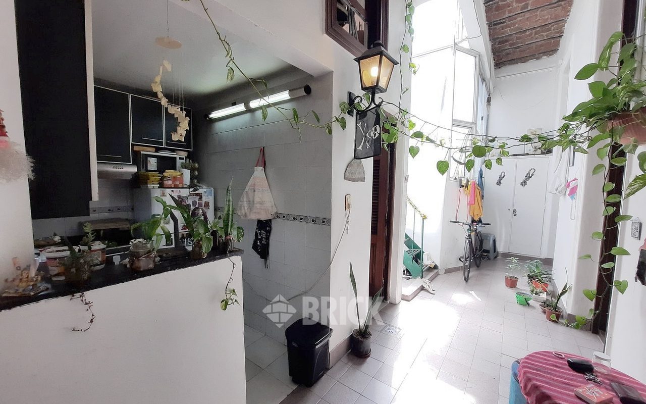 ENTRE RIOS, AV. al 600 Piso 2 4