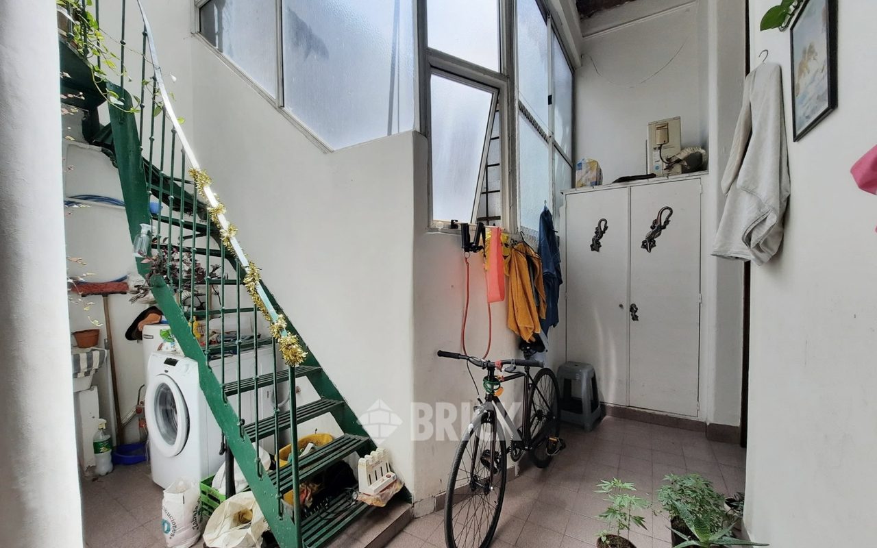 ENTRE RIOS, AV. al 600 Piso 2 5