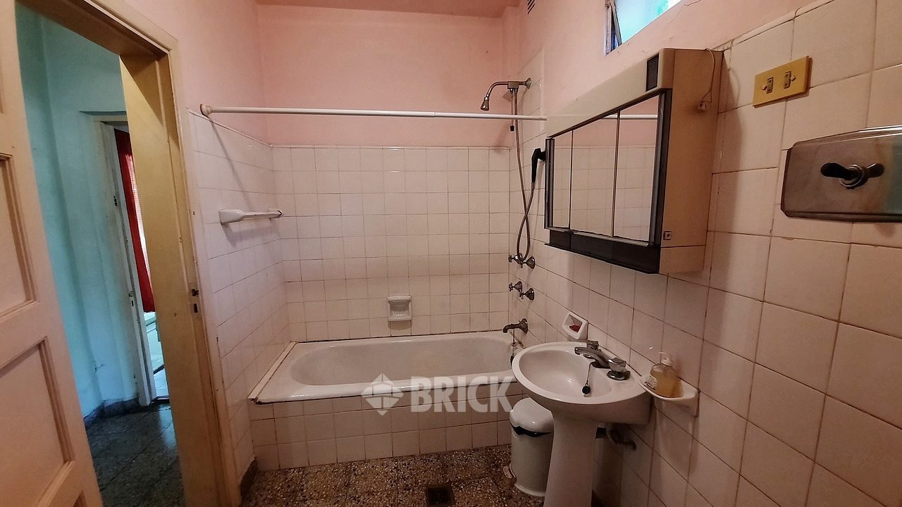 RAMIREZ, CEFERINO al 2600 10